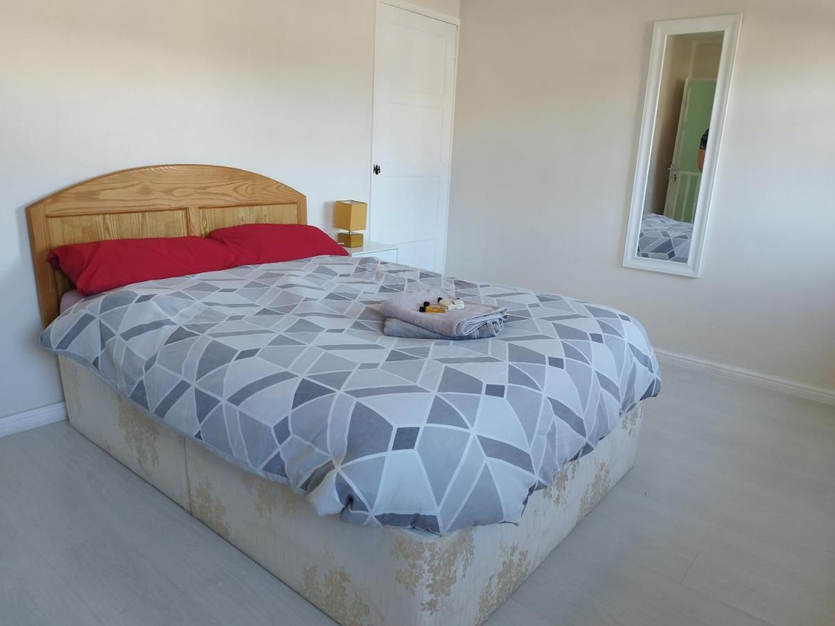 Pace Home Бристол Екстериор снимка